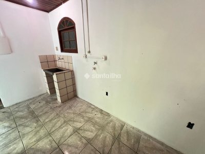 Casa à venda com 200m², 3 quartos, 3 suítes, 3 vagas no bairro Morro das Pedras em Florianópolis - Foto 21