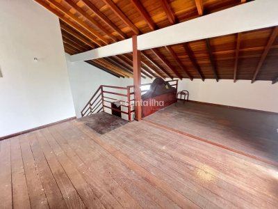 Casa à venda com 200m², 3 quartos, 3 suítes, 3 vagas no bairro Morro das Pedras em Florianópolis - Foto 34
