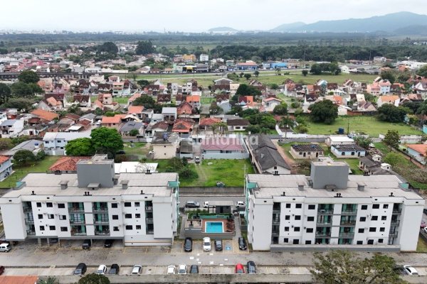 Apartamento à venda com 47m², 1 quarto, 1 vaga no bairro Vargem Grande em Florianópolis