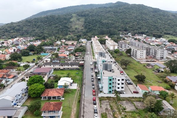 Apartamento à venda com 47m², 1 quarto, 1 vaga no bairro Vargem Grande em Florianópolis