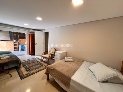 Casa em Condomínio à venda com 425m², 5 quartos, 1 suíte, 2 vagas no bairro Rio Tavares em Florianópolis - Foto 24