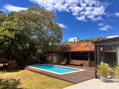Casa em Condomínio à venda com 425m², 5 quartos, 1 suíte, 2 vagas no bairro Rio Tavares em Florianópolis - Foto 4