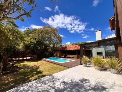 Casa em Condomínio à venda com 425m², 5 quartos, 1 suíte, 2 vagas no bairro Rio Tavares em Florianópolis - Foto 35