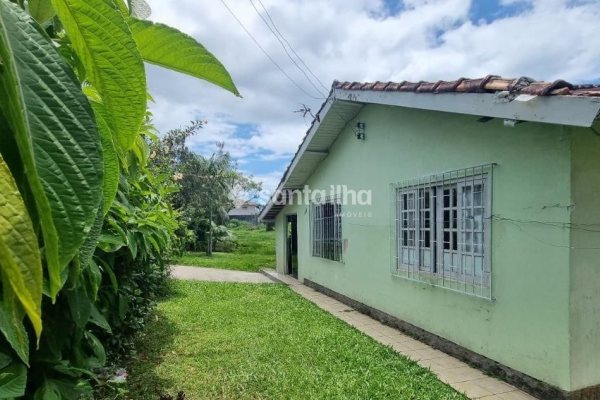 Terreno à venda com 787m², 1 vaga no bairro Campeche em Florianópolis