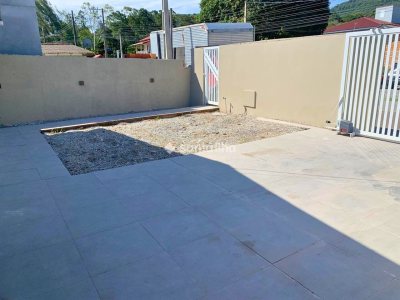 Casa à venda com 130m², 3 quartos, 1 suíte, 2 vagas no bairro Ribeirão da Ilha em Florianópolis - Foto 2