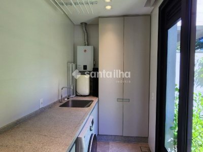 Casa à venda com 238m², 3 quartos, 3 suítes, 2 vagas no bairro Lagoa da Conceição em Florianópolis - Foto 28