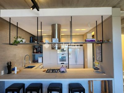 Casa à venda com 238m², 3 quartos, 3 suítes, 2 vagas no bairro Lagoa da Conceição em Florianópolis - Foto 21