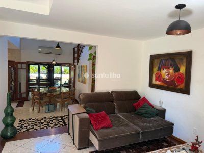 Casa em Condomínio para alugar ou comprar com 230m², 4 quartos, 3 suítes, 4 vagas no bairro Rio Tavares em Florianópolis - Foto 41