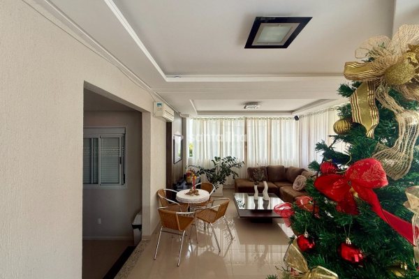 Cobertura à venda com 122m², 2 quartos, 1 suíte, 1 vaga no bairro Canasvieiras em Florianópolis