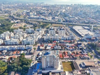 Apartamento à venda com 88m², 3 quartos, 1 suíte, 2 vagas no bairro Abraão em Florianópolis - Foto 39