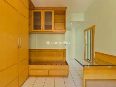 Apartamento à venda com 150m², 3 quartos, 3 suítes, 2 vagas no bairro Centro em Florianópolis - Foto 26