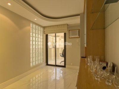 Apartamento à venda com 150m², 3 quartos, 3 suítes, 2 vagas no bairro Centro em Florianópolis - Foto 9