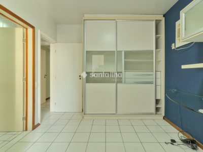 Apartamento à venda com 150m², 3 quartos, 3 suítes, 2 vagas no bairro Centro em Florianópolis - Foto 29