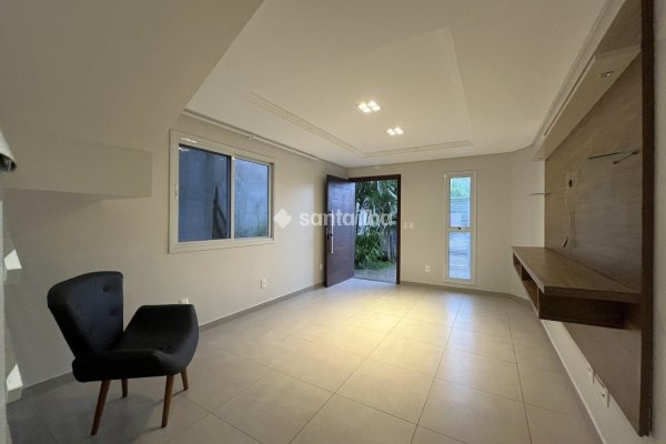 Casa para alugar com 73m², 2 quartos, 2 suítes, 1 vaga no bairro Campeche em Florianópolis