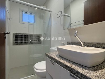 Casa para alugar com 73m², 2 quartos, 2 suítes, 1 vaga no bairro Campeche em Florianópolis - Foto 15