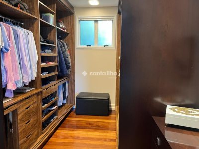 Casa à venda com 440m², 5 quartos, 4 suítes, 4 vagas no bairro Lagoa da Conceição em Florianópolis - Foto 10