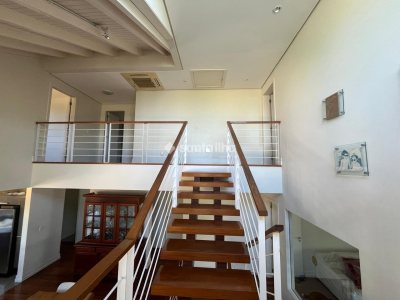 Casa à venda com 440m², 5 quartos, 4 suítes, 4 vagas no bairro Lagoa da Conceição em Florianópolis - Foto 6