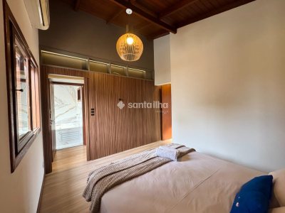 Casa à venda com 115m², 3 quartos, 2 suítes, 2 vagas no bairro Rio Tavares em Florianópolis - Foto 24