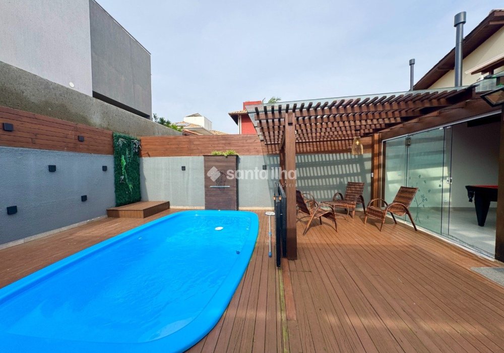 Casa à venda com 115m², 3 quartos, 2 suítes, 2 vagas no bairro Rio Tavares em Florianópolis - Foto 1