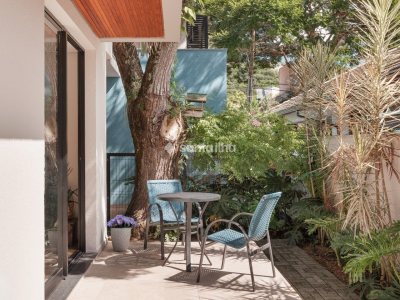 Casa à venda com 433m², 5 quartos, 3 suítes, 3 vagas no bairro Lagoa da Conceição em Florianópolis - Foto 5