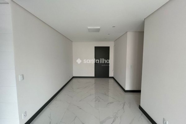 Apartamento à venda com 81m², 2 quartos, 1 suíte, 2 vagas no bairro Saco dos Limões em Florianópolis