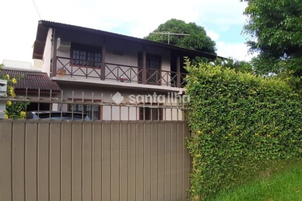 Casa à venda com 203m², 3 quartos, 1 suíte, 4 vagas no bairro Rio Tavares em Florianópolis