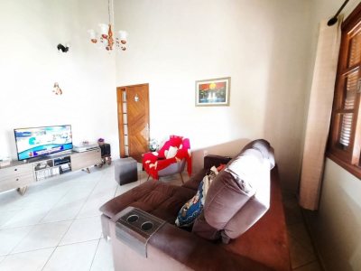 Casa à venda com 220m², 4 quartos, 2 vagas no bairro Rio Tavares em Florianópolis - Foto 14
