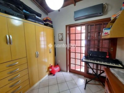 Casa à venda com 220m², 4 quartos, 2 vagas no bairro Rio Tavares em Florianópolis - Foto 32