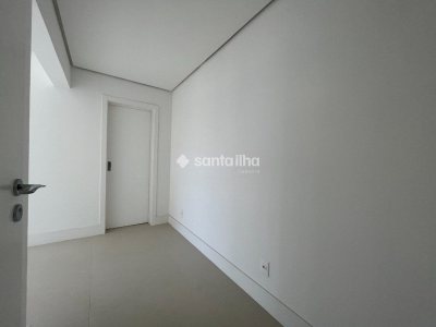 Apartamento à venda com 114m², 3 quartos, 3 suítes, 3 vagas no bairro Agronômica em Florianópolis - Foto 16