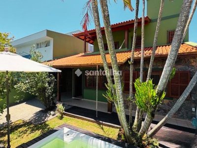 Casa à venda com 180m², 4 quartos, 1 suíte, 1 vaga no bairro Canasvieiras em Florianópolis - Foto 2