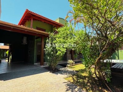 Casa à venda com 180m², 4 quartos, 1 suíte, 1 vaga no bairro Canasvieiras em Florianópolis - Foto 6