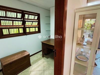 Casa à venda com 180m², 4 quartos, 1 suíte, 1 vaga no bairro Canasvieiras em Florianópolis - Foto 11