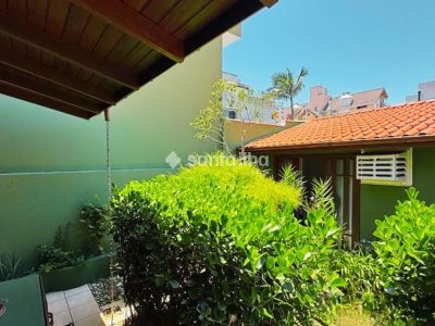 Casa à venda com 180m², 4 quartos, 1 suíte, 1 vaga no bairro Canasvieiras em Florianópolis - Foto 22