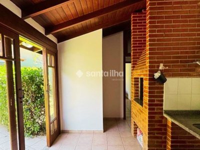 Casa à venda com 180m², 4 quartos, 1 suíte, 1 vaga no bairro Canasvieiras em Florianópolis - Foto 27