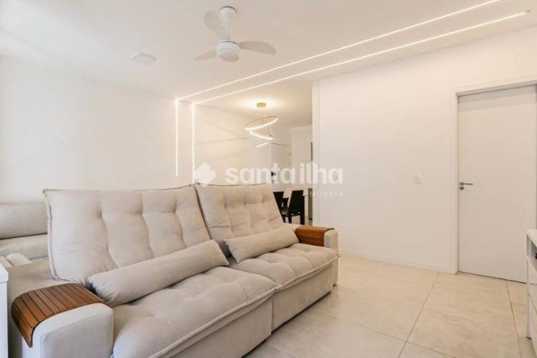 Apartamento à venda com 81m², 2 quartos, 1 suíte, 1 vaga no bairro Campeche em Florianópolis