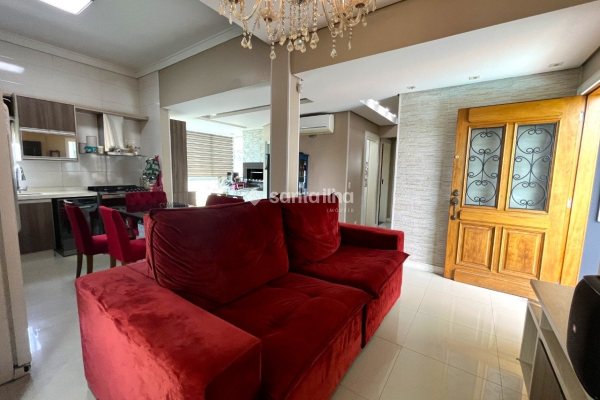 Casa para alugar com 101m², 3 quartos, 1 suíte, 1 vaga no bairro Campeche em Florianópolis