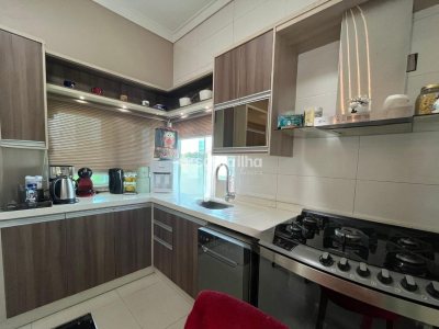 Casa para alugar com 101m², 3 quartos, 1 suíte, 1 vaga no bairro Campeche em Florianópolis - Foto 8