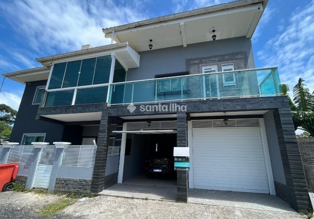Casa para alugar com 101m², 3 quartos, 1 suíte, 1 vaga no bairro Campeche em Florianópolis - Foto 1