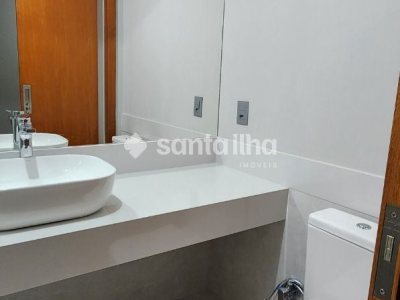Casa à venda com 474m², 4 quartos, 4 suítes, 8 vagas no bairro Lagoa da Conceição em Florianópolis - Foto 26