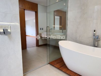 Casa à venda com 474m², 4 quartos, 4 suítes, 8 vagas no bairro Lagoa da Conceição em Florianópolis - Foto 39