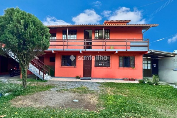 Pousada à venda com 360m², 10 quartos, 8 vagas no bairro Campeche em Florianópolis