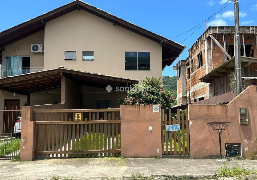 Casa à venda com 123m², 2 quartos, 2 suítes, 2 vagas no bairro Campeche em Florianópolis - Foto 1