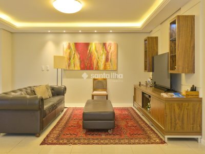 Apartamento à venda com 203m², 4 quartos, 3 suítes, 3 vagas no bairro Centro em Florianópolis - Foto 4