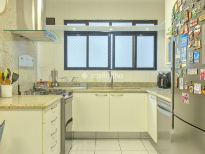 Apartamento à venda com 203m², 4 quartos, 3 suítes, 3 vagas no bairro Centro em Florianópolis - Foto 17