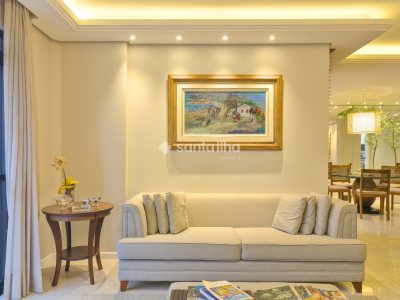 Apartamento à venda com 203m², 4 quartos, 3 suítes, 3 vagas no bairro Centro em Florianópolis - Foto 6