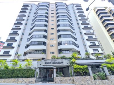 Apartamento à venda com 203m², 4 quartos, 3 suítes, 3 vagas no bairro Centro em Florianópolis - Foto 32