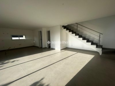 Casa à venda com 133m², 3 quartos, 1 suíte, 1 vaga no bairro Ribeirão da Ilha em Florianópolis - Foto 9