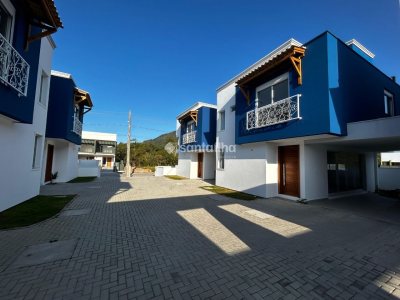 Casa à venda com 133m², 3 quartos, 1 suíte, 1 vaga no bairro Ribeirão da Ilha em Florianópolis - Foto 2