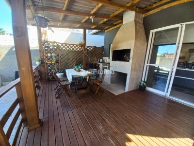Casa à venda com 114m², 3 quartos, 1 suíte, 2 vagas no bairro Campeche em Florianópolis - Foto 14