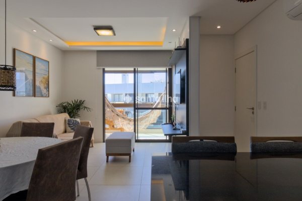 Apartamento à venda com 90m², 3 quartos, 1 suíte, 2 vagas no bairro Cachoeira do Bom Jesus em Florianópolis